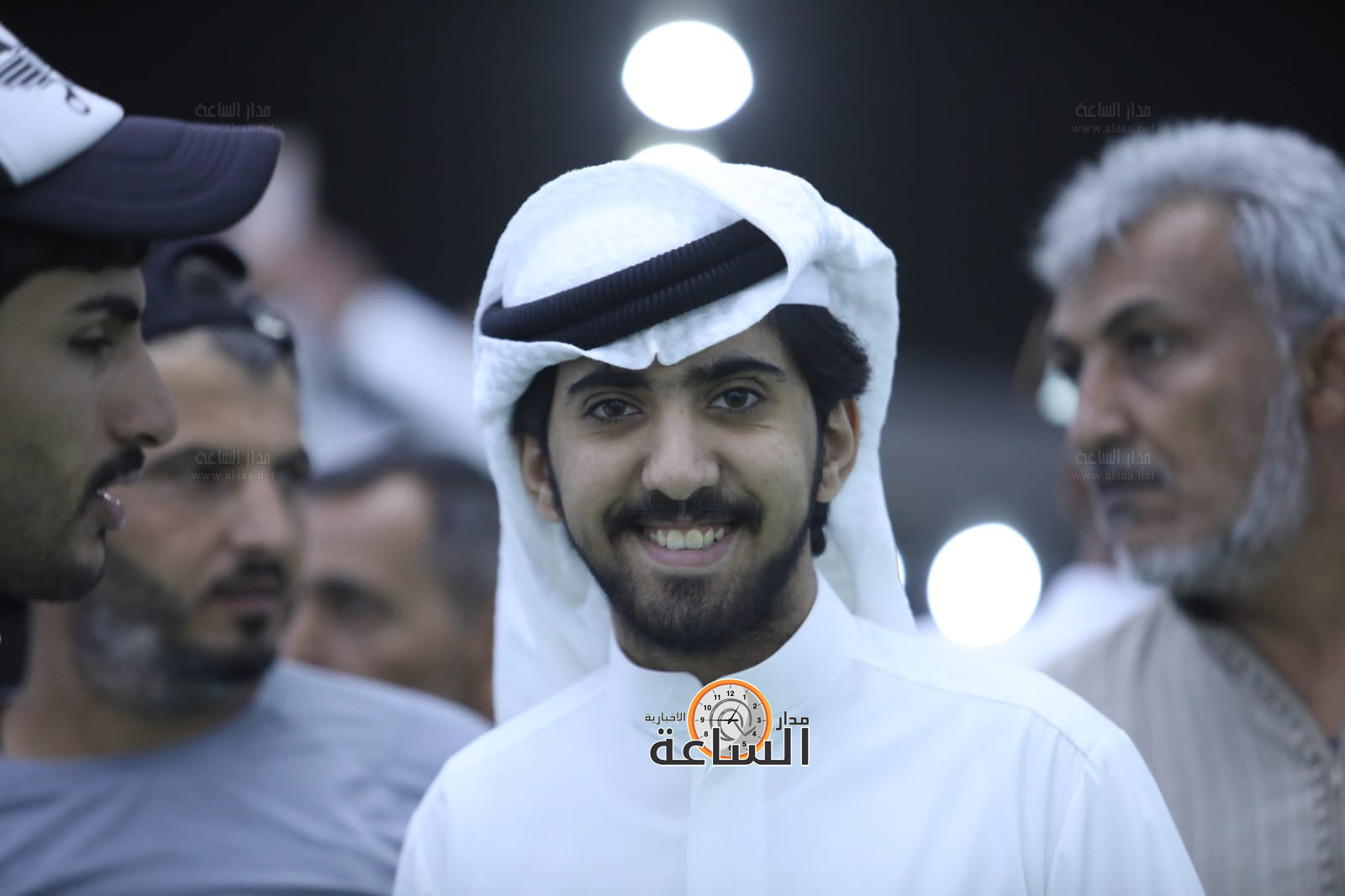 Madar Al-Saa Images 0.44879364042172143