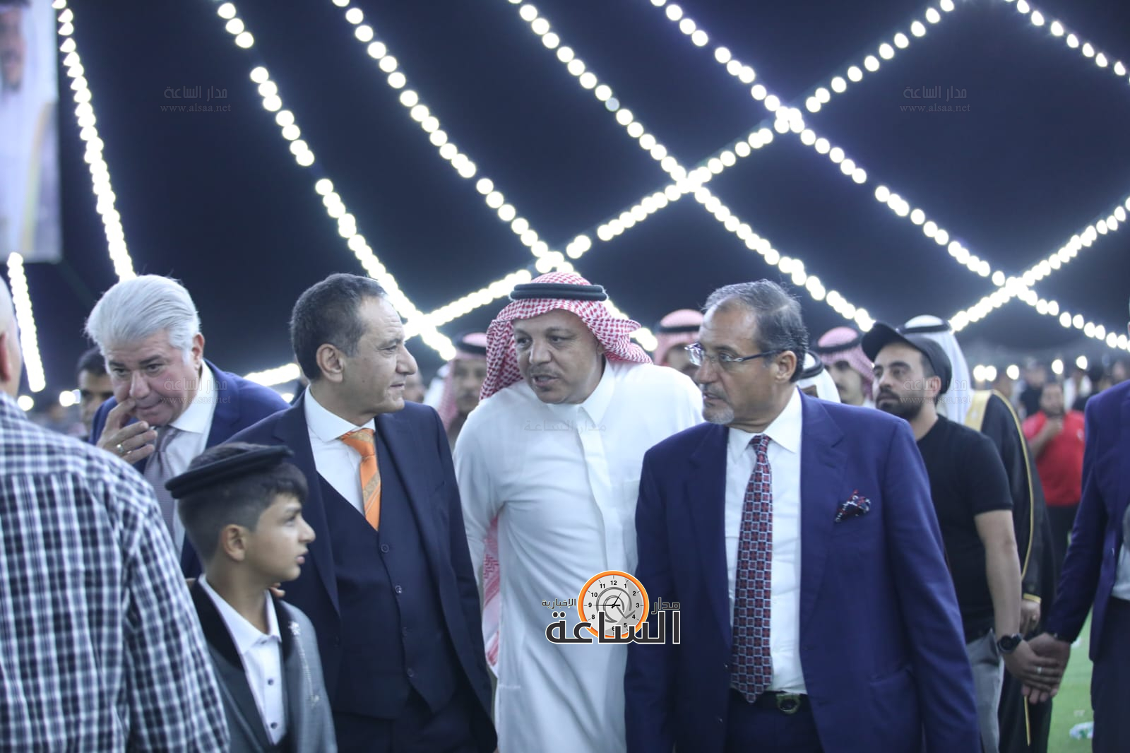 Madar Al-Saa Images 0.388815395004221