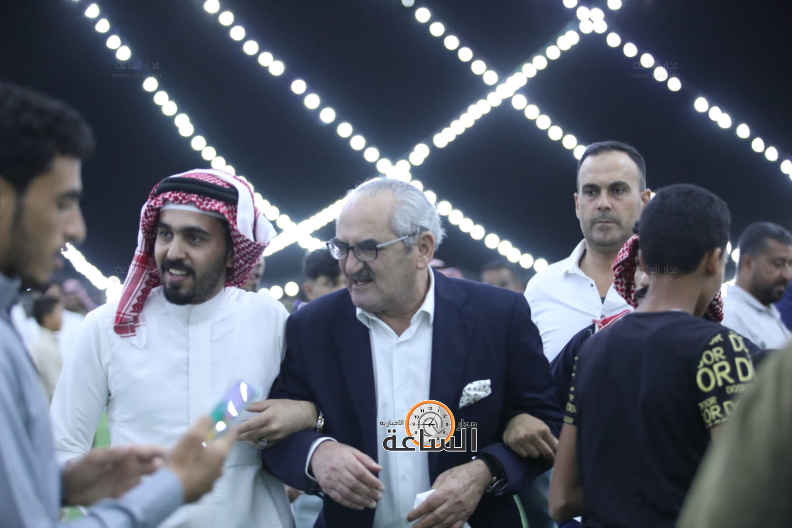 Madar Al-Saa Images 0.8724817945476342