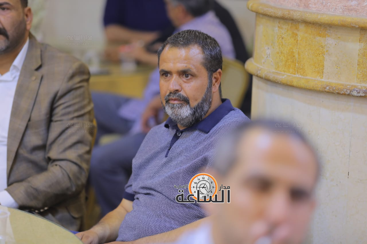 Madar Al-Saa Images 0.44945268143293293