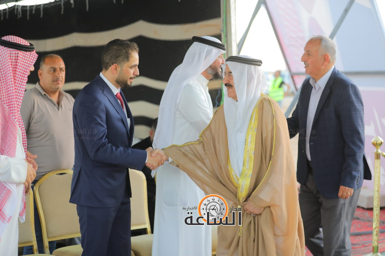 Madar Al-Saa Images 0.727278793265278