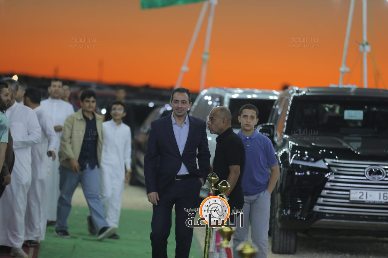 Madar Al-Saa Images 0.2793006170803922