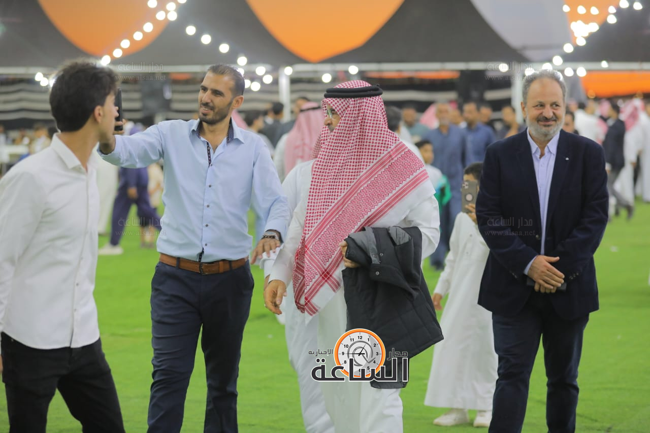 Madar Al-Saa Images 0.4582130180883546