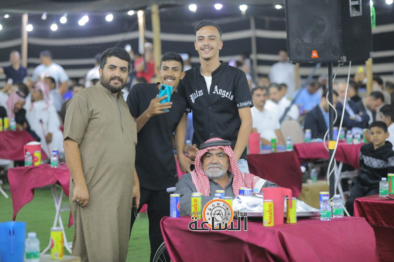 Madar Al-Saa Images 0.9393560370417924