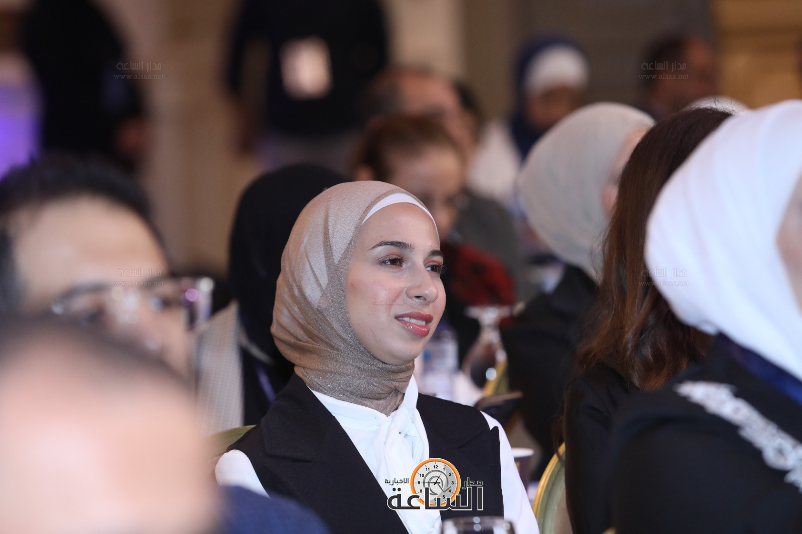 Madar Al-Saa Images 0.6087316764344277