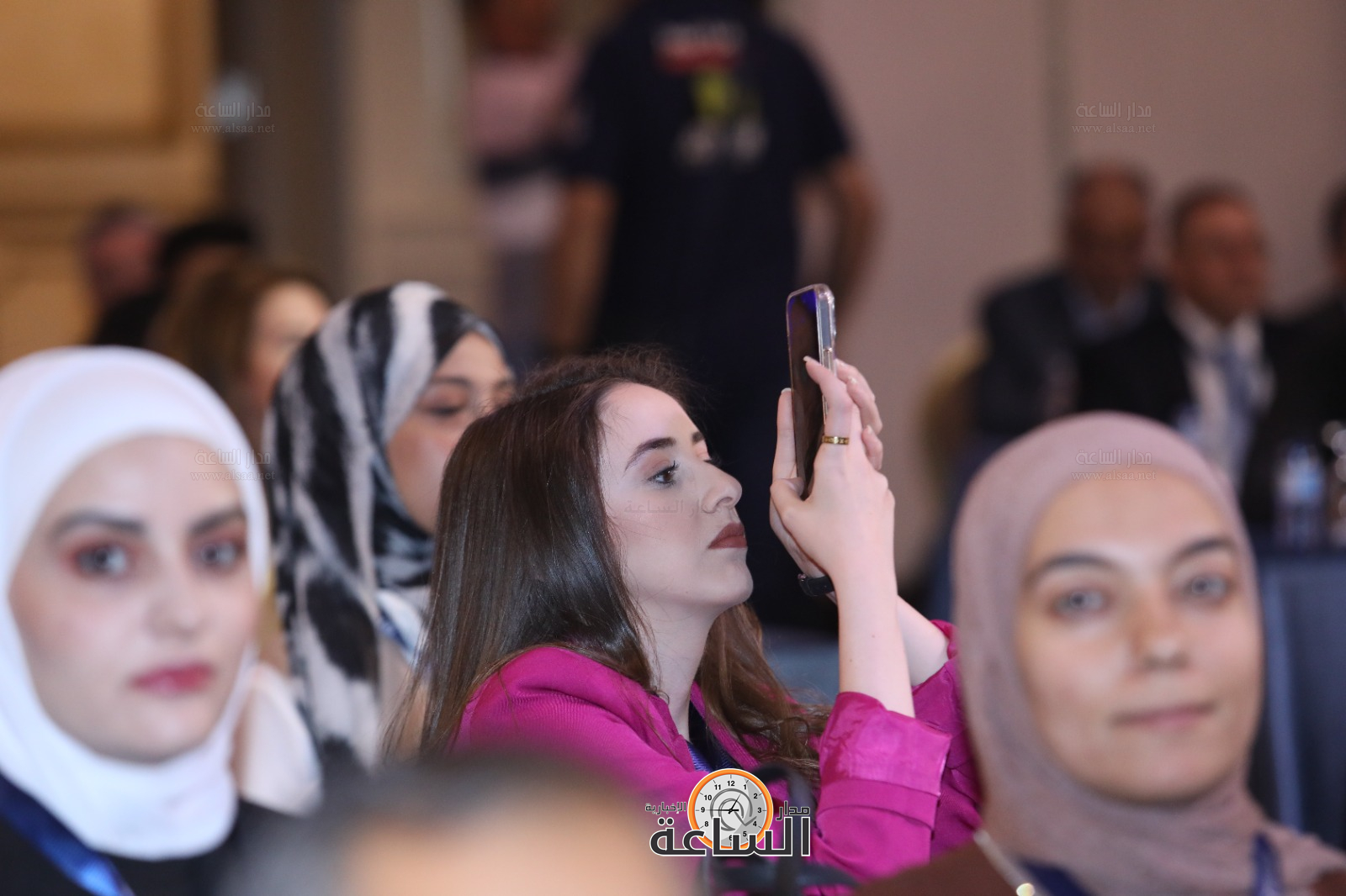 Madar Al-Saa Images 0.5142714334736866