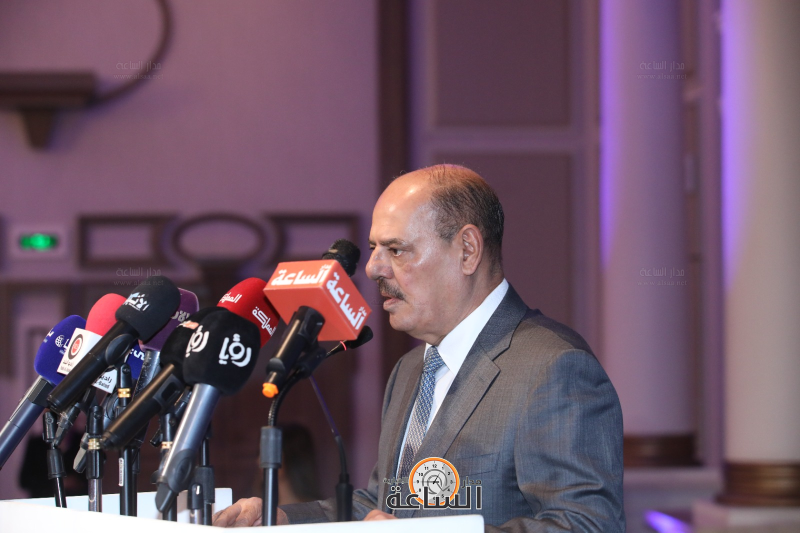 Madar Al-Saa Images 0.43140155976055095