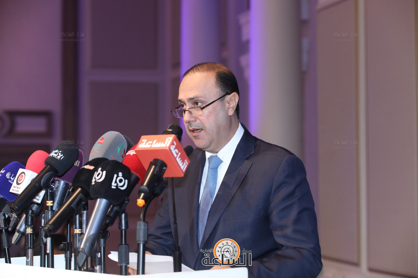 Madar Al-Saa Images 0.019345379712613298