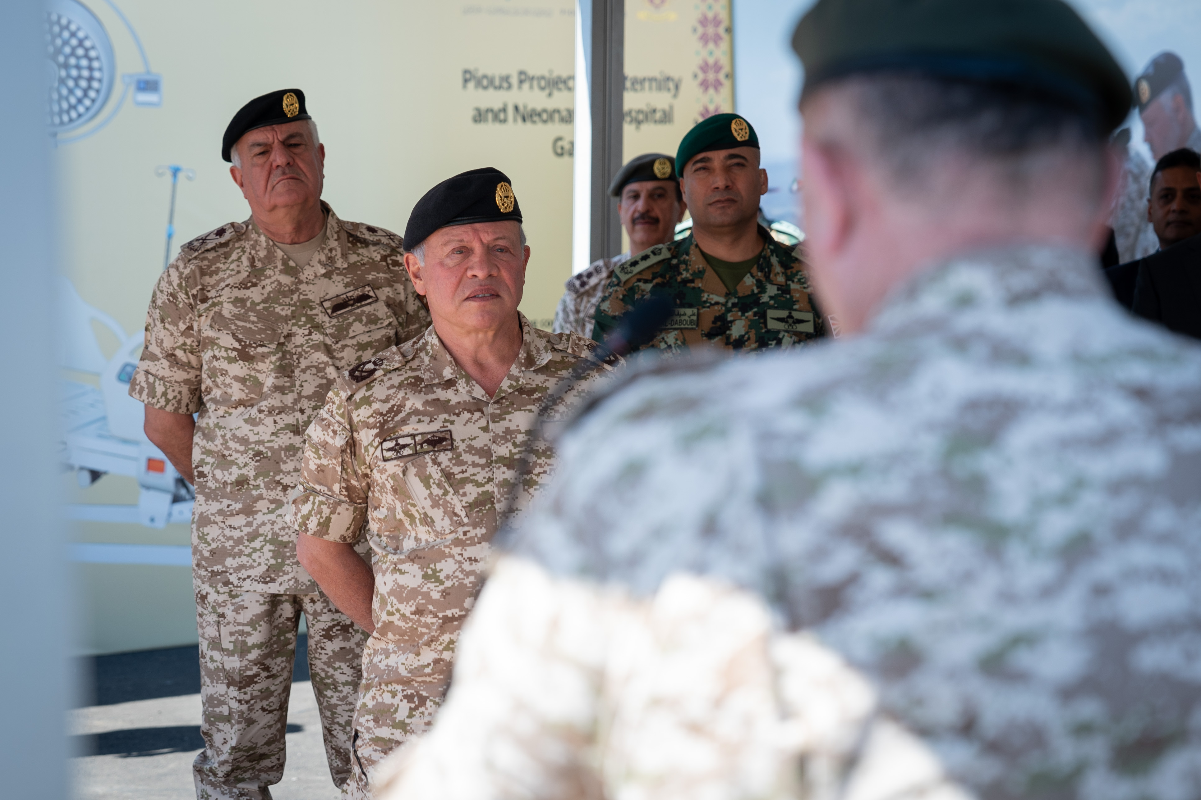 Madar Al-Saa Images 0.09590282854390786