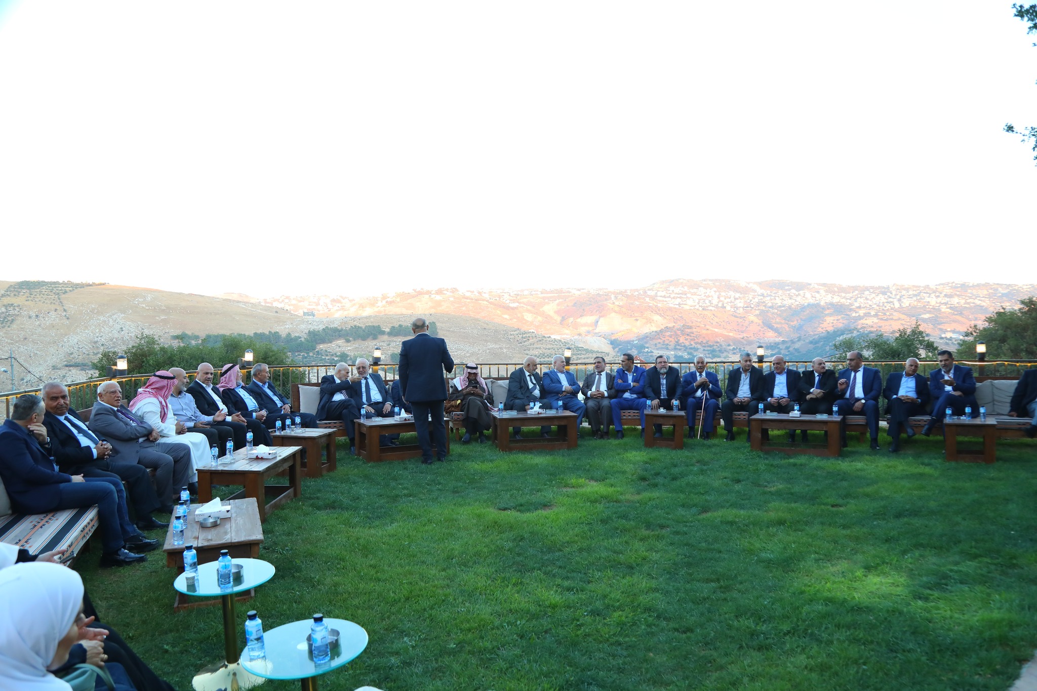 Madar Al-Saa Images 0.35083691948776163