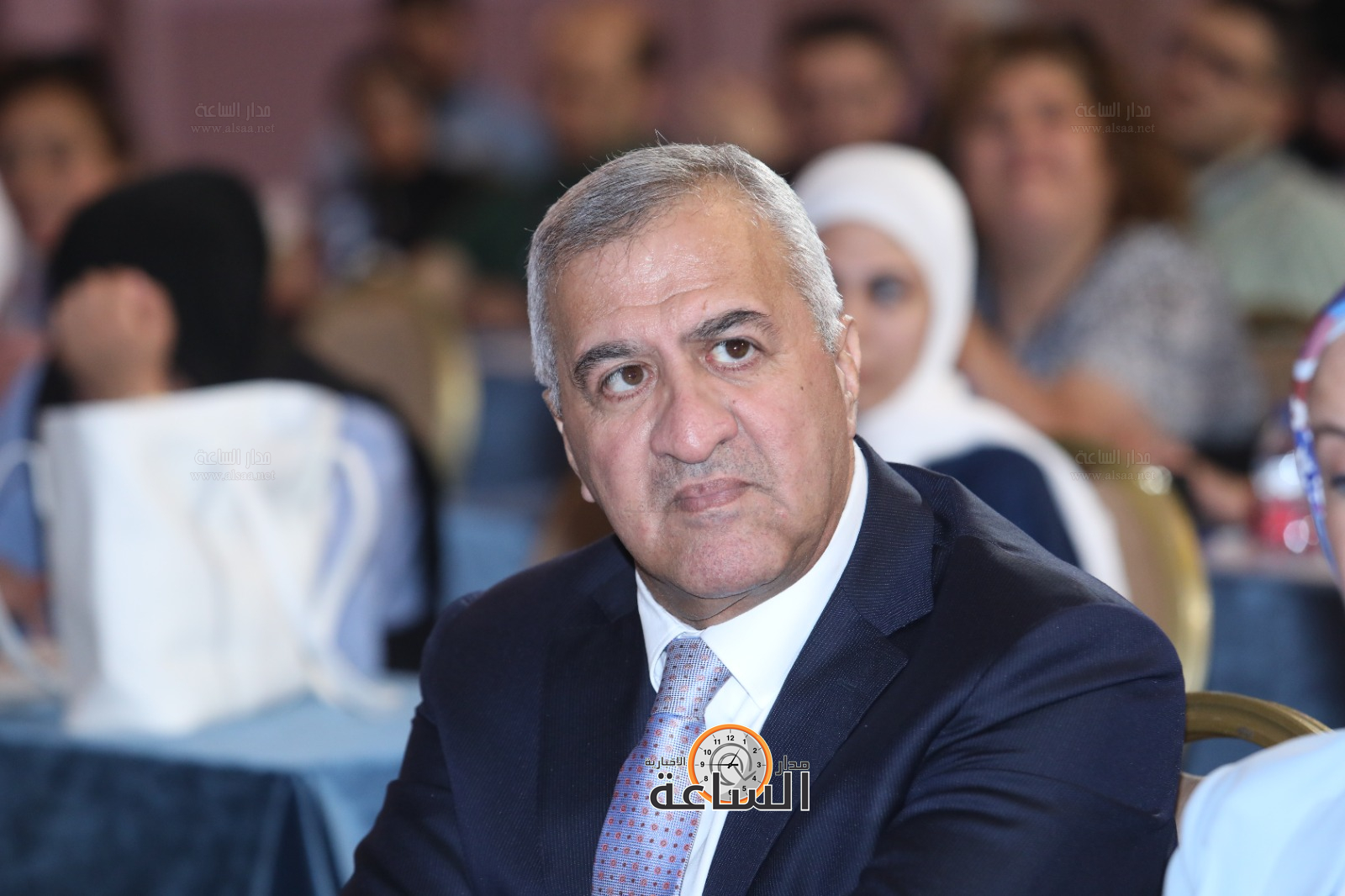 Madar Al-Saa Images 0.6171892341383169