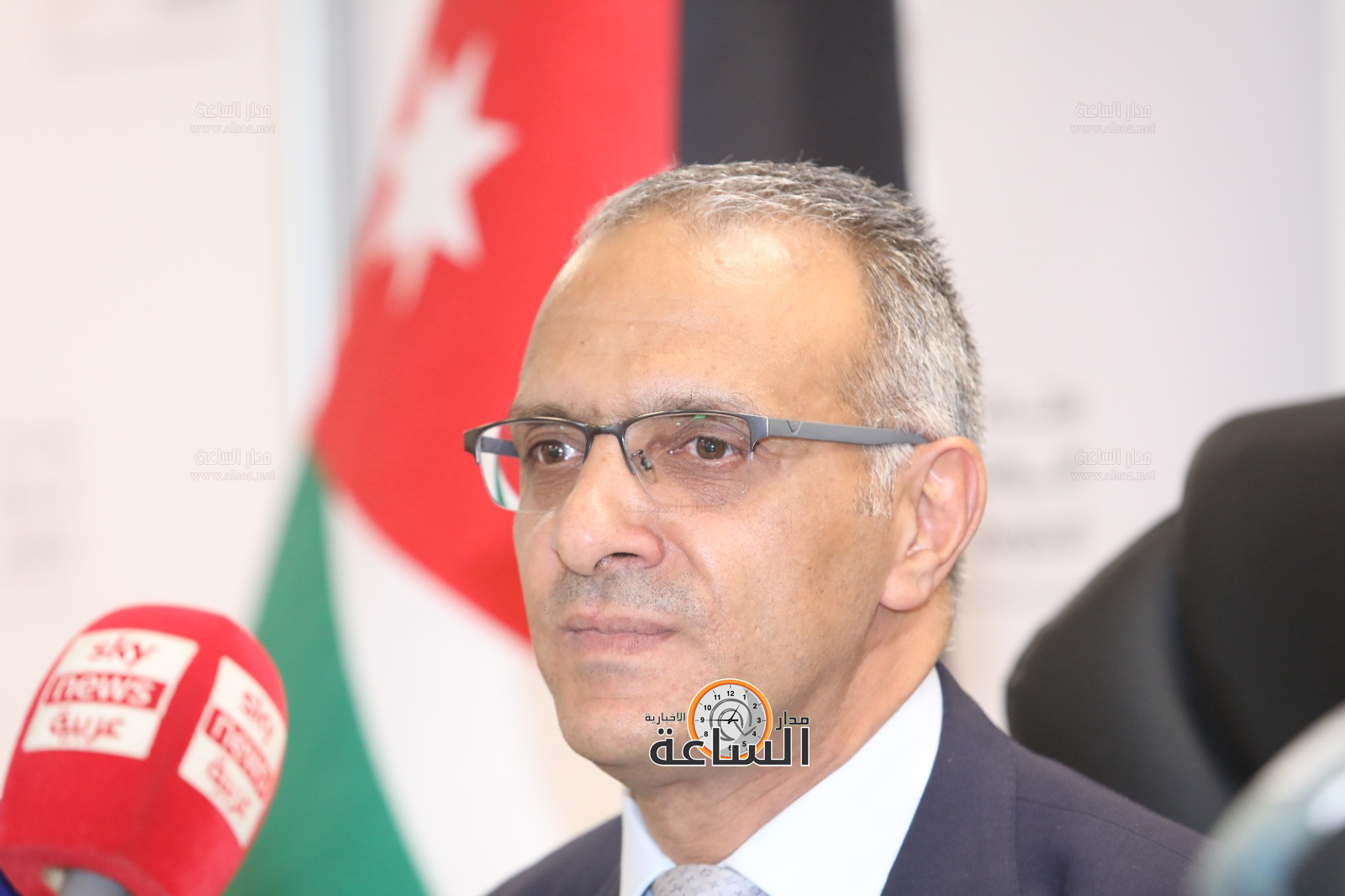 Madar Al-Saa Images 0.9437677024890412