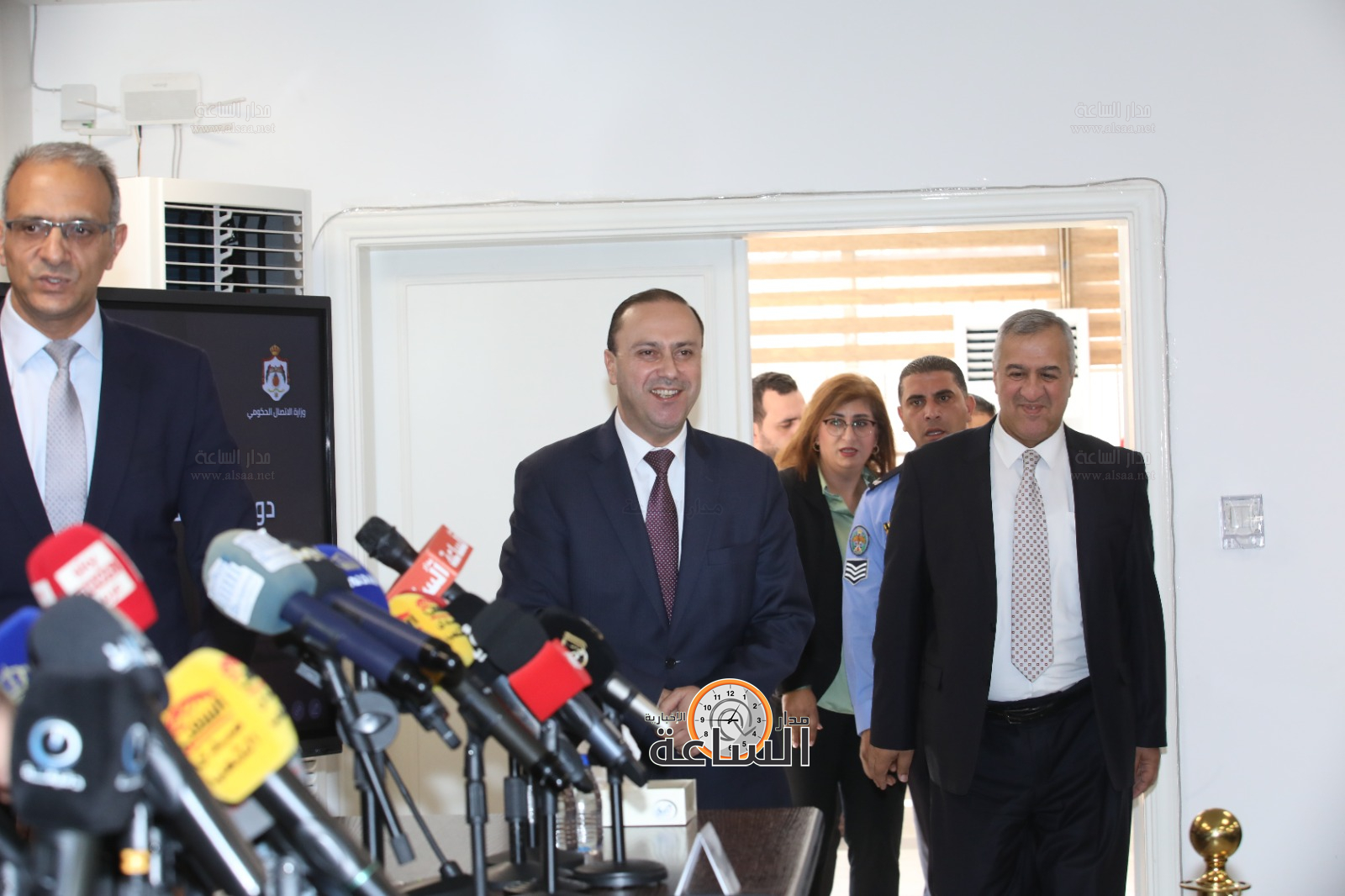 Madar Al-Saa Images 0.0032638368339574786