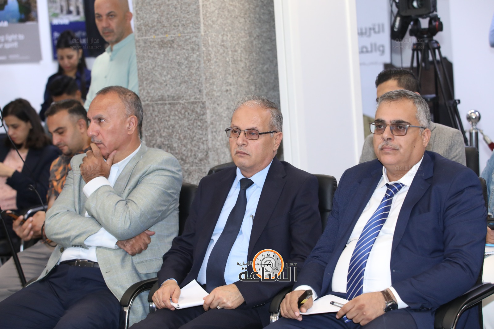 Madar Al-Saa Images 0.10444775640659953