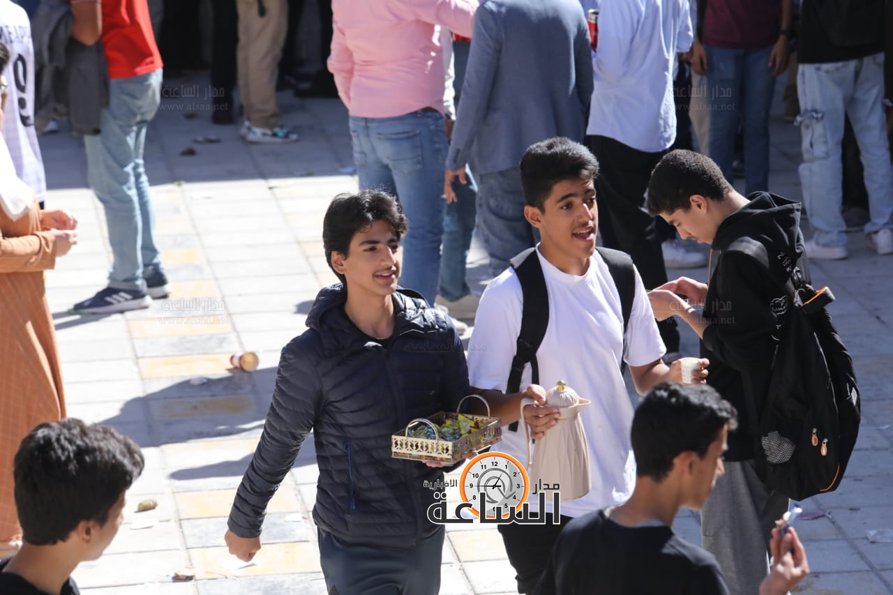 Madar Al-Saa Images 0.8349453564471601