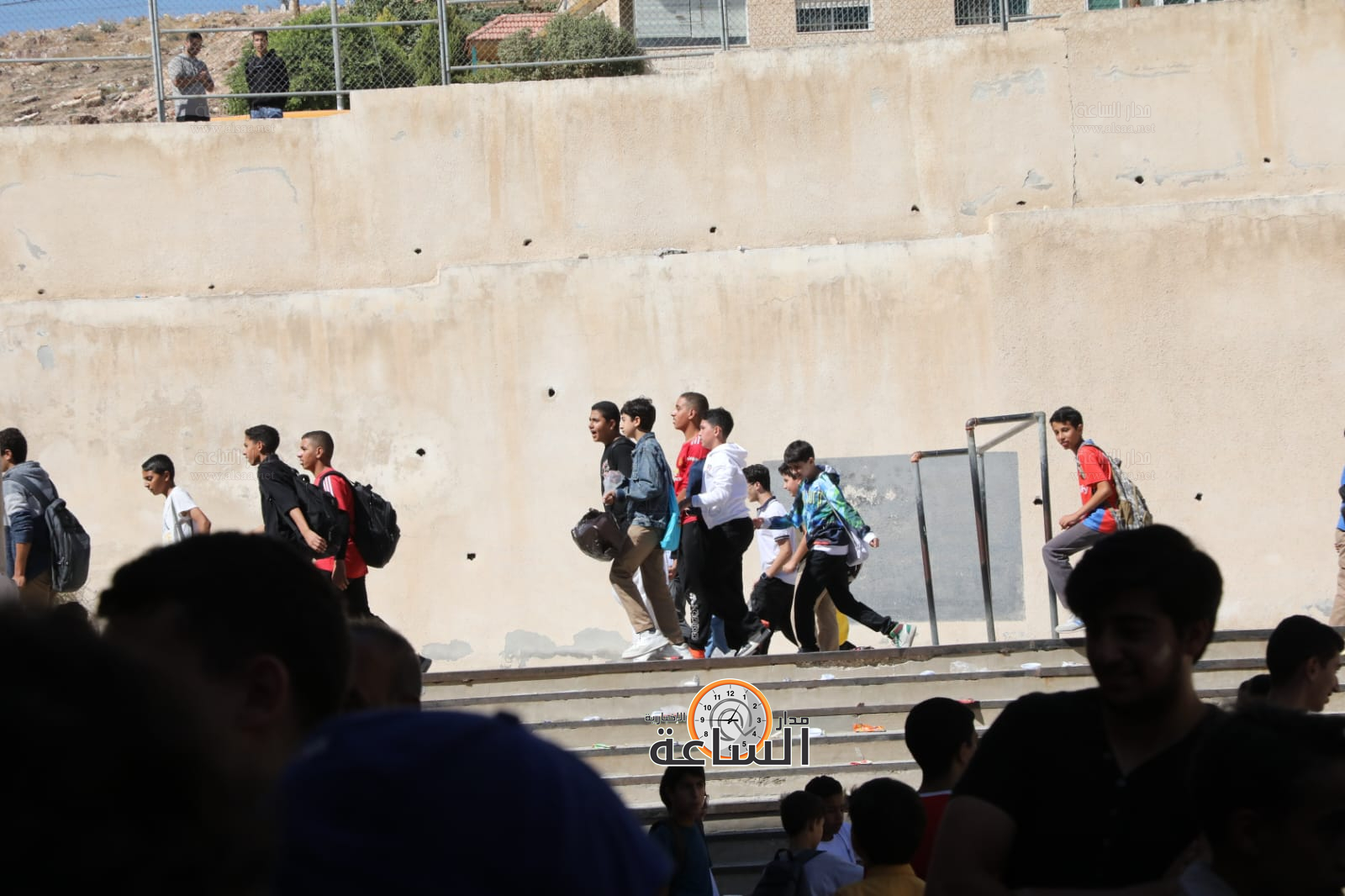 Madar Al-Saa Images 0.19452096654914253