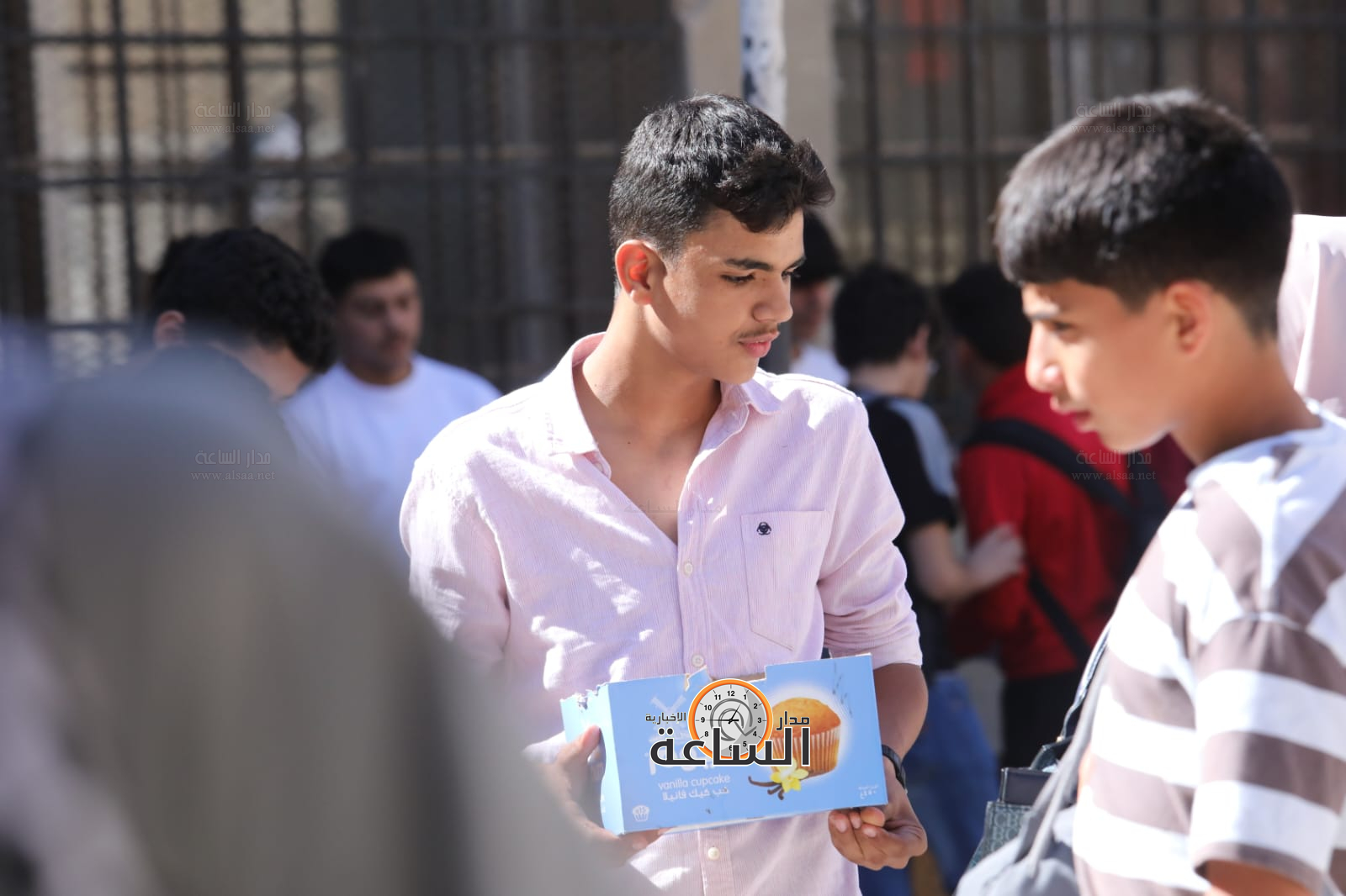 Madar Al-Saa Images 0.8824385552719589