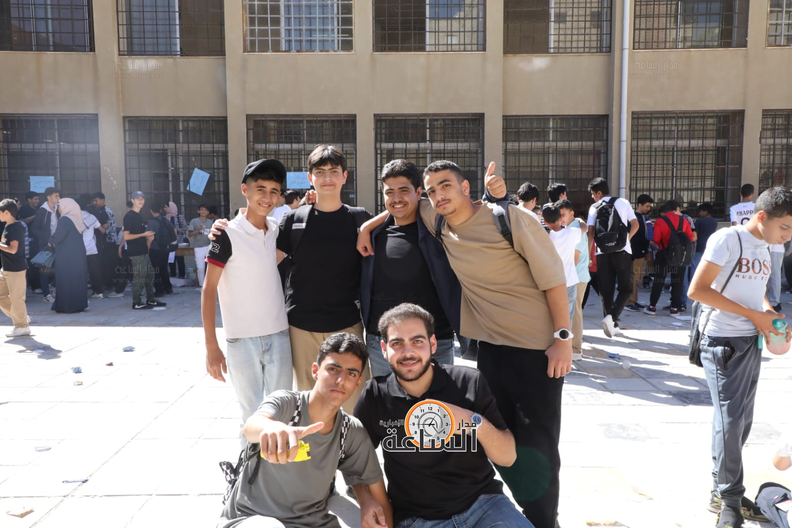 Madar Al-Saa Images 0.3705874338836448