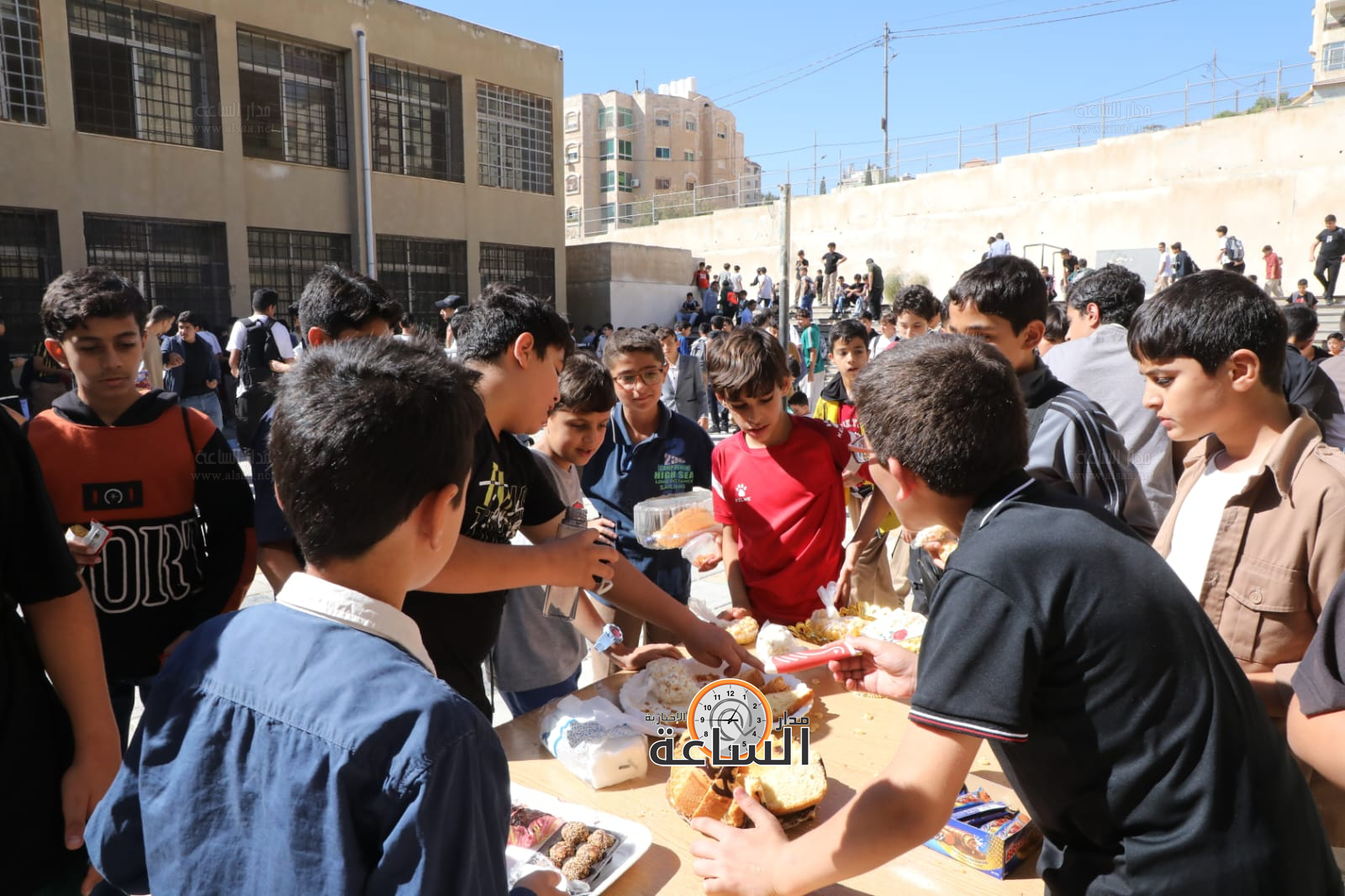 Madar Al-Saa Images 0.27108781020842443