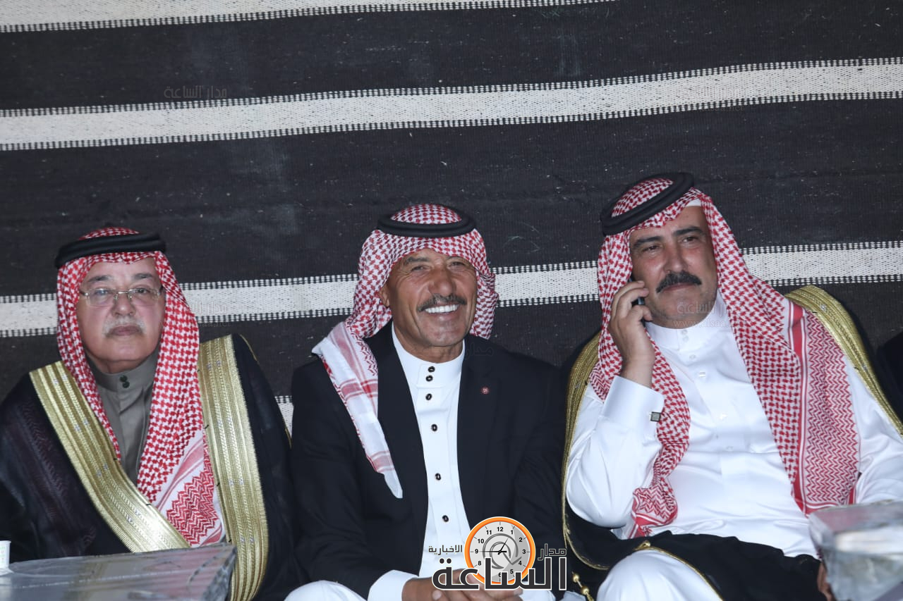 Madar Al-Saa Images 0.8771244193409931