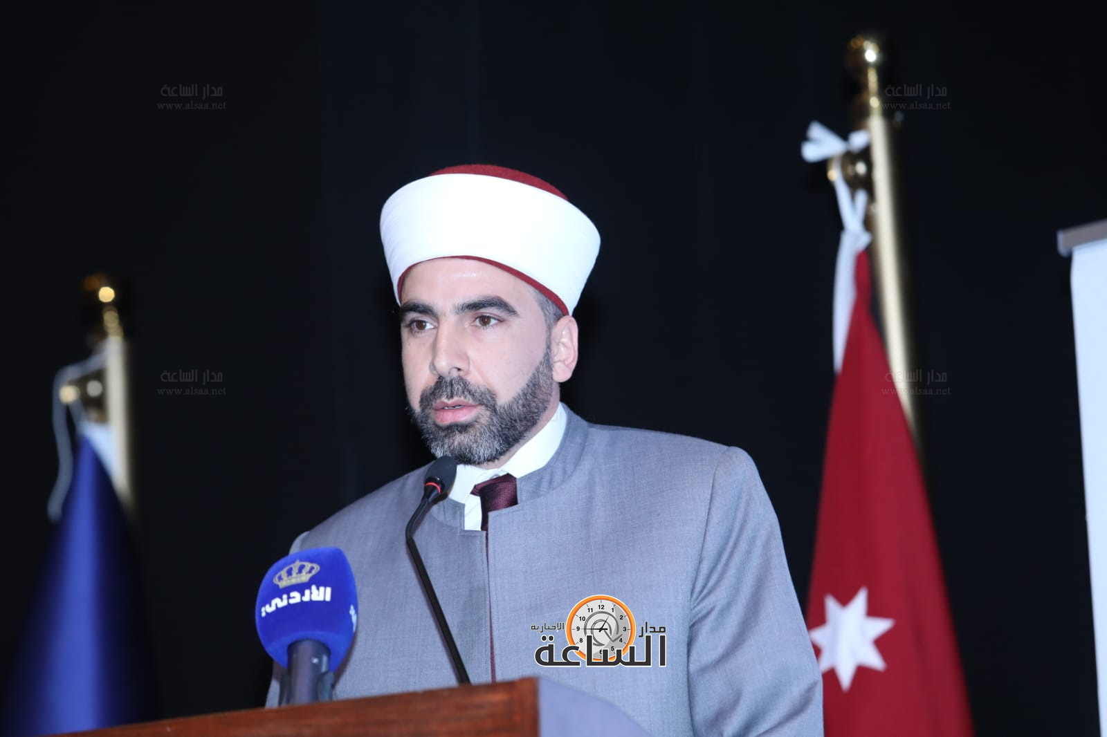 Madar Al-Saa Images 0.6813033239374506