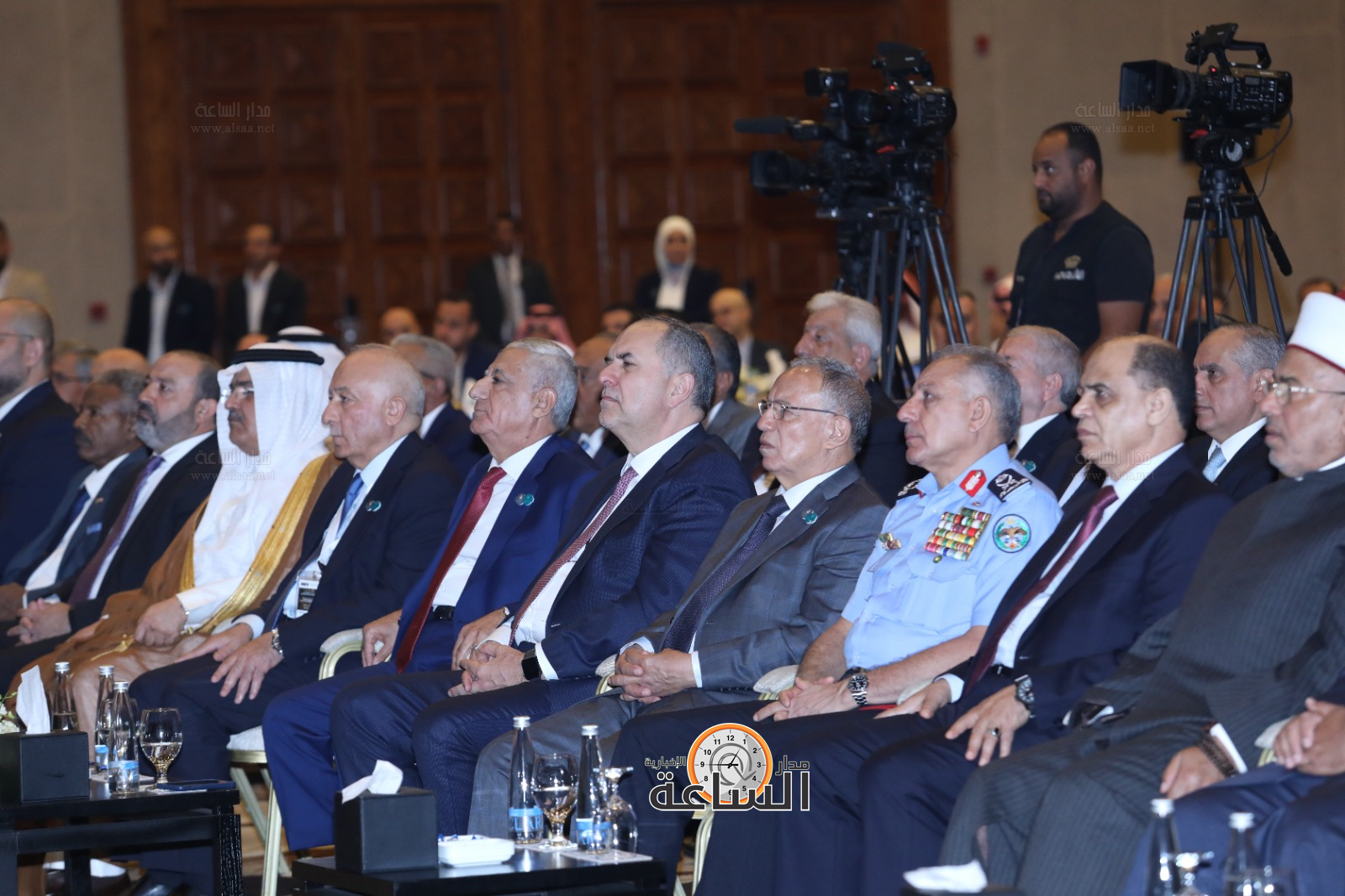 Madar Al-Saa Images 0.5004758102671845