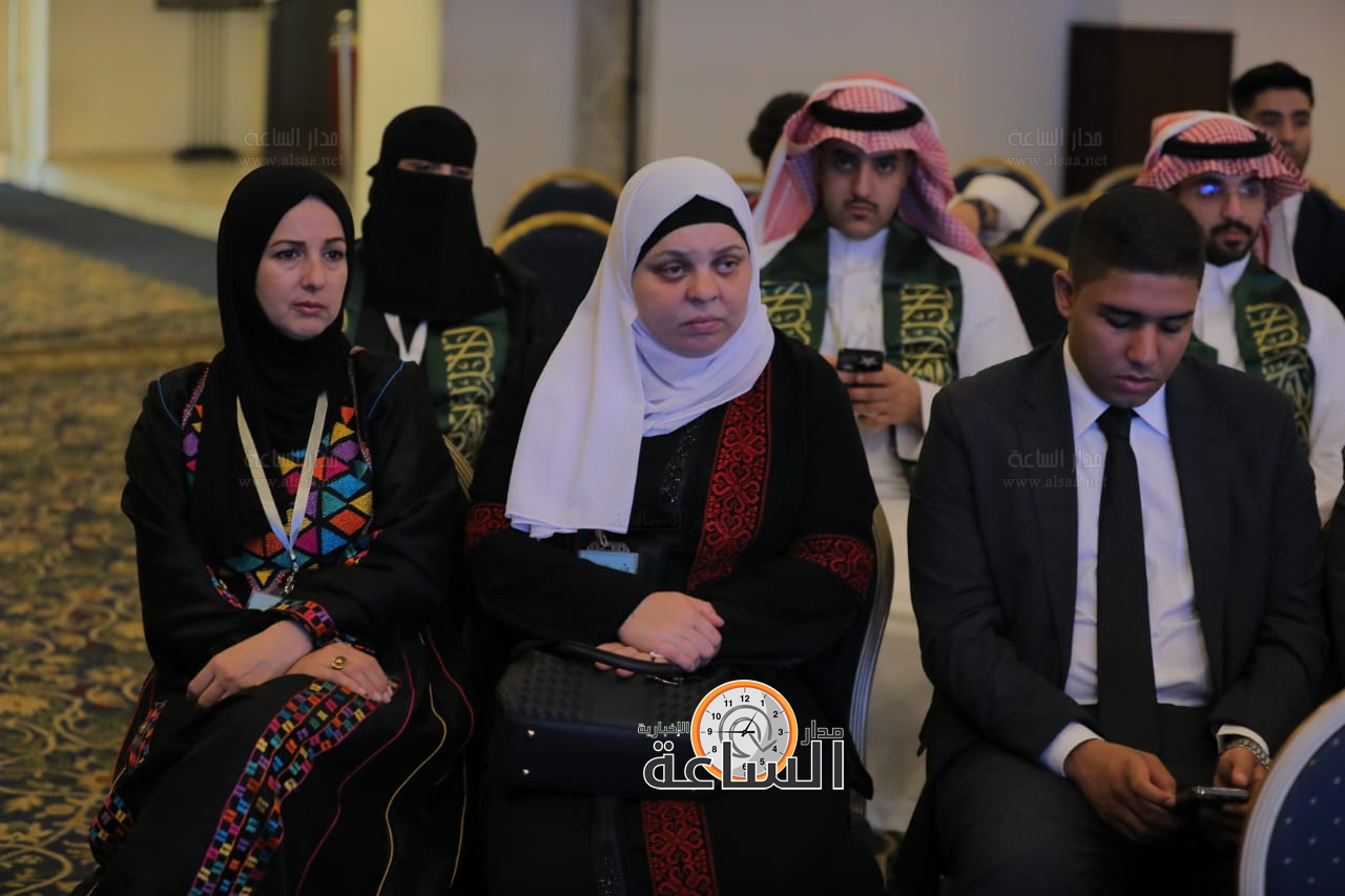 Madar Al-Saa Images 0.02903737642158788