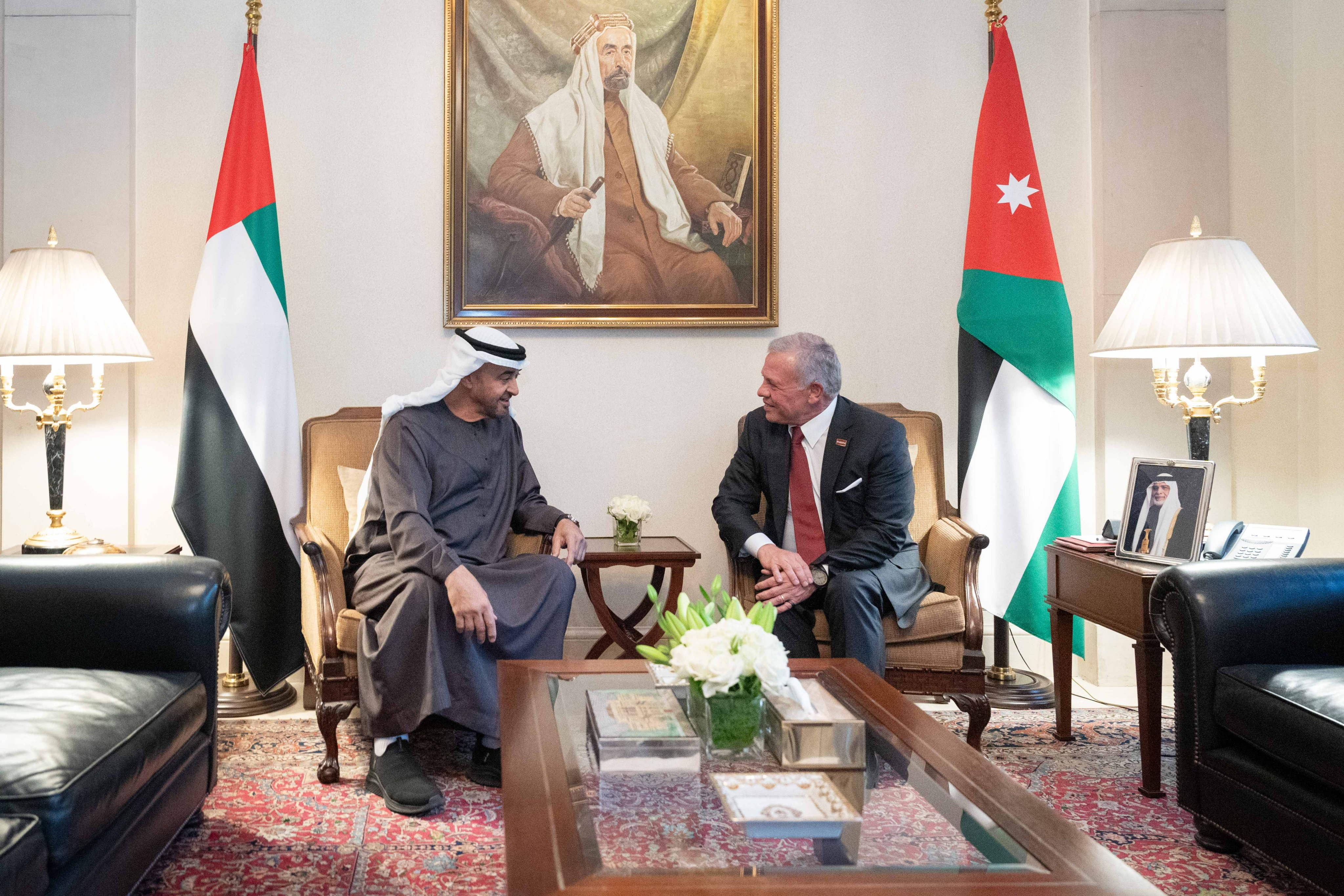 Madar Al-Saa Images 0.020105122983683277