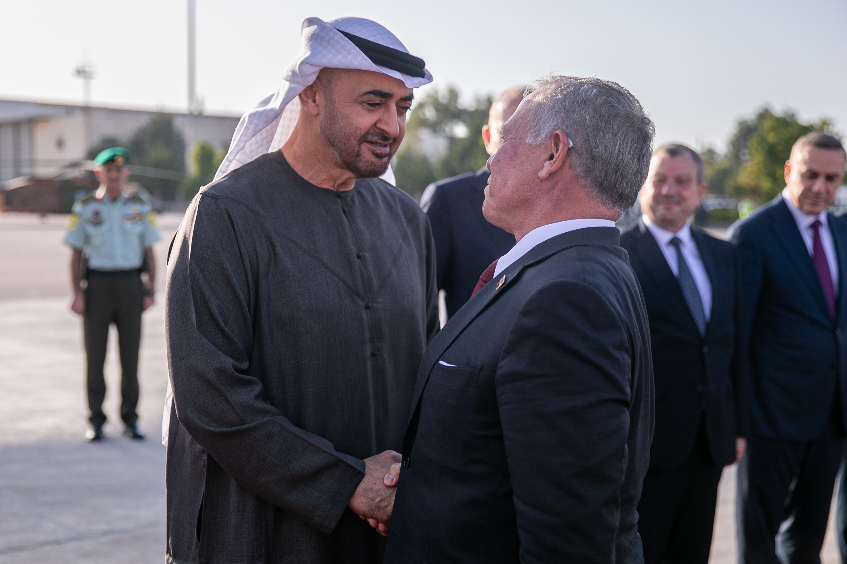 Madar Al-Saa Images 0.6630802396972206