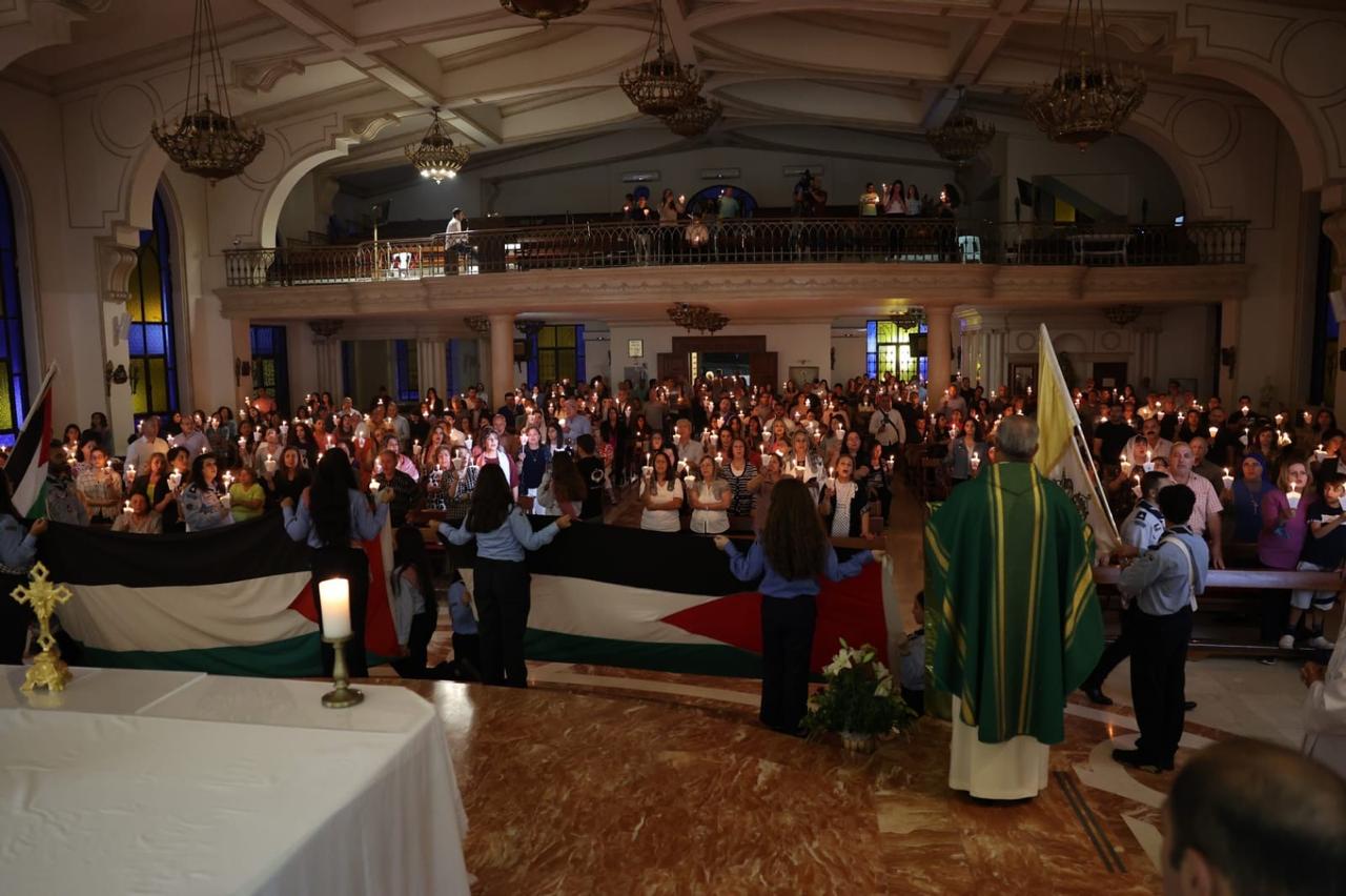 Madar Al-Saa Images 0.41510890717433147