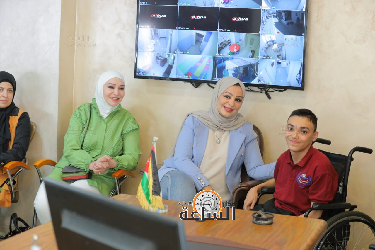 Madar Al-Saa Images 0.7028642179265239