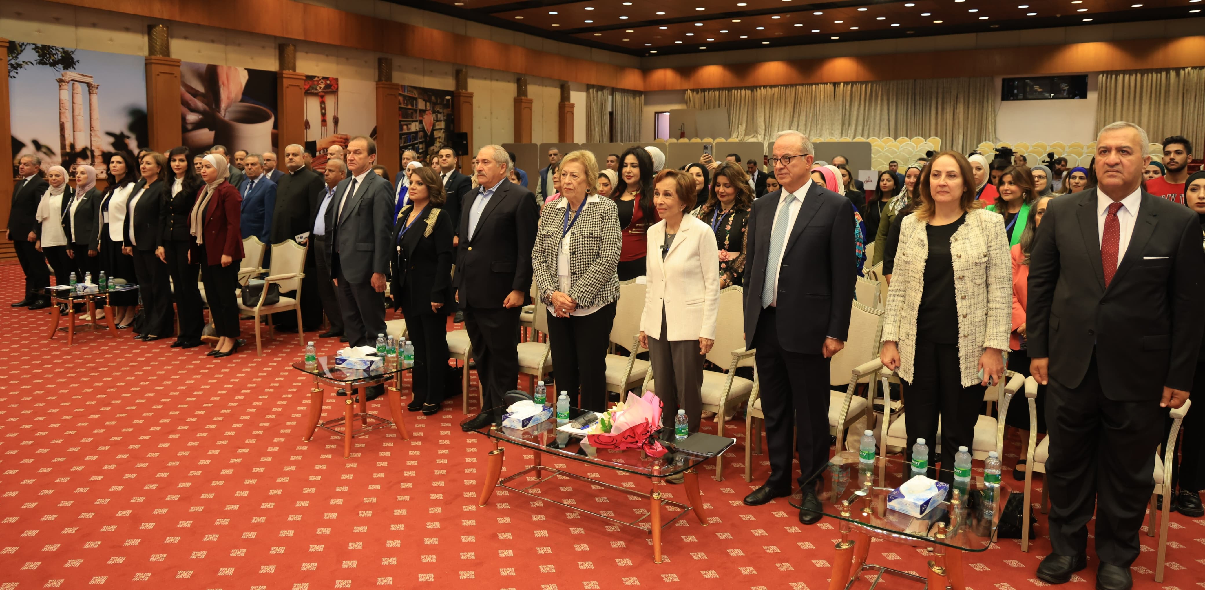 Madar Al-Saa Images 0.012409477886191622