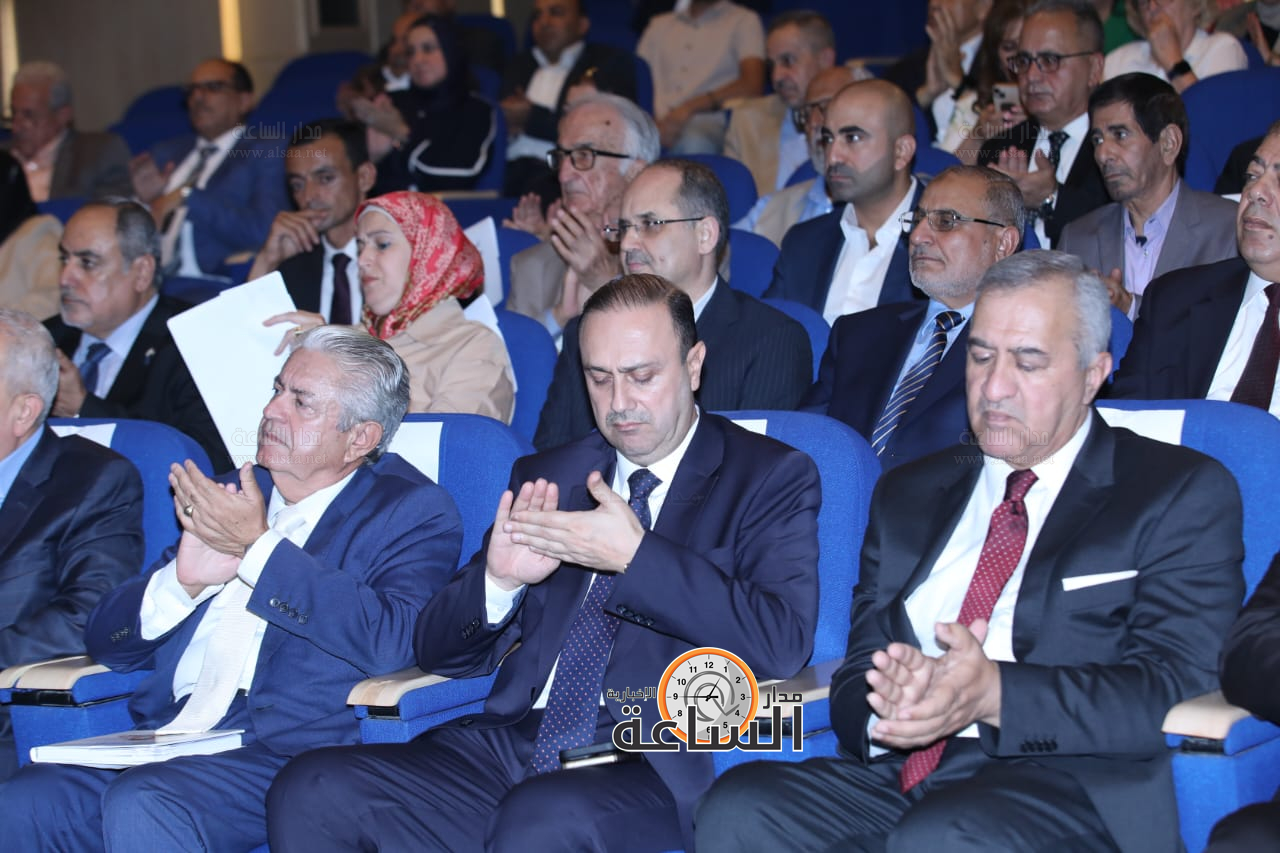 Madar Al-Saa Images 0.7397448730180509