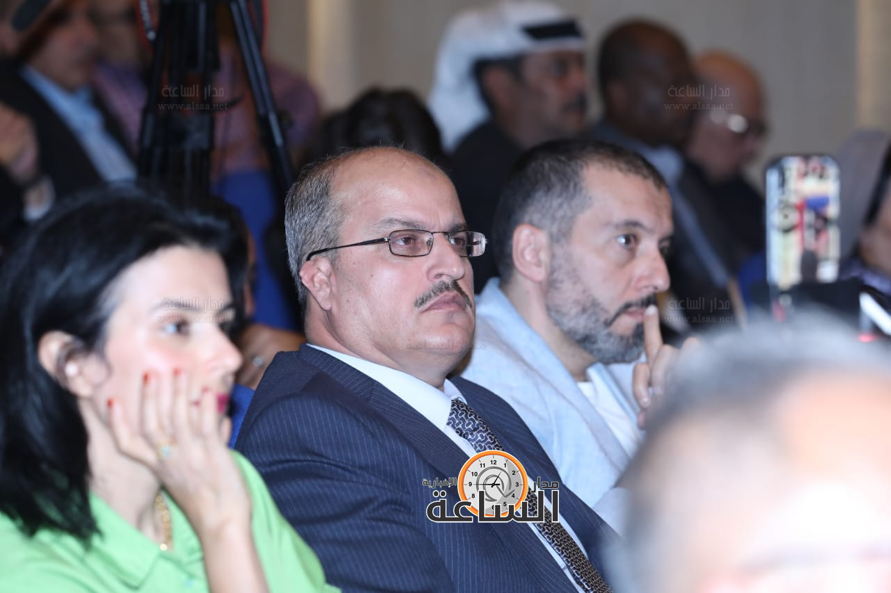 Madar Al-Saa Images 0.8864444166437759