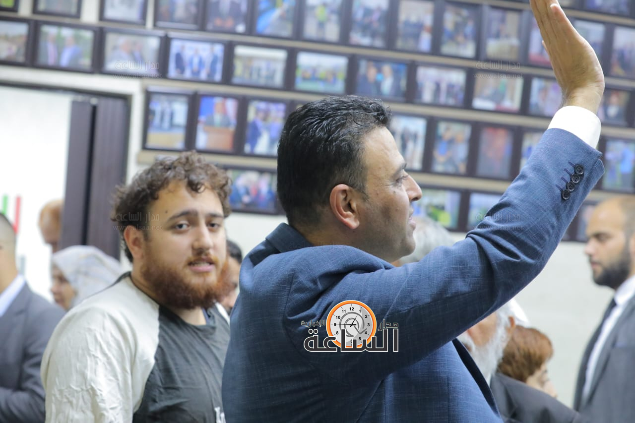 Madar Al-Saa Images 0.22201649743668161