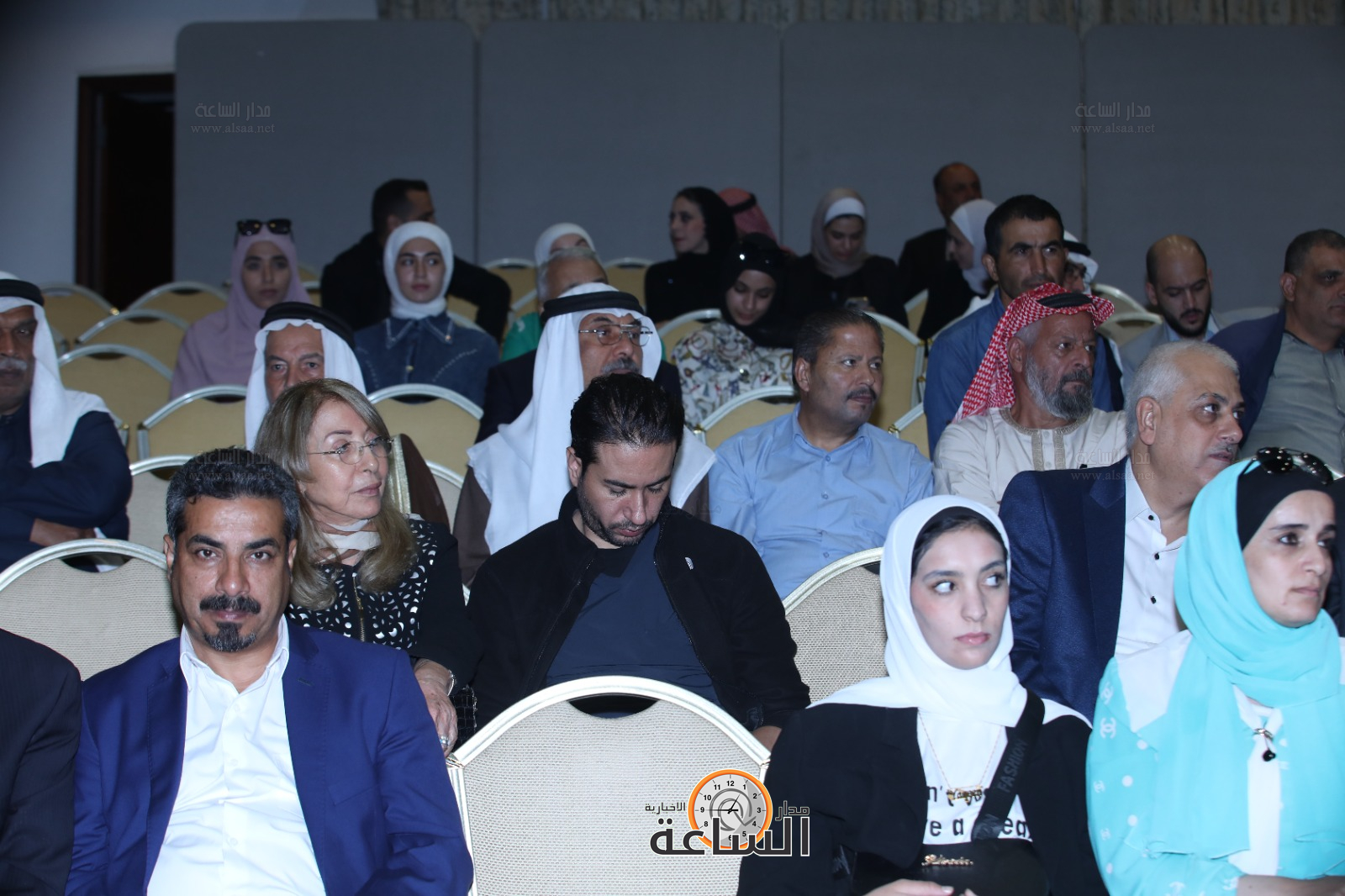 Madar Al-Saa Images 0.08268834631665367