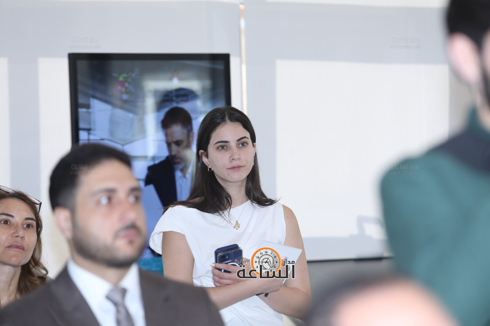 Madar Al-Saa Images 0.7303470815439419