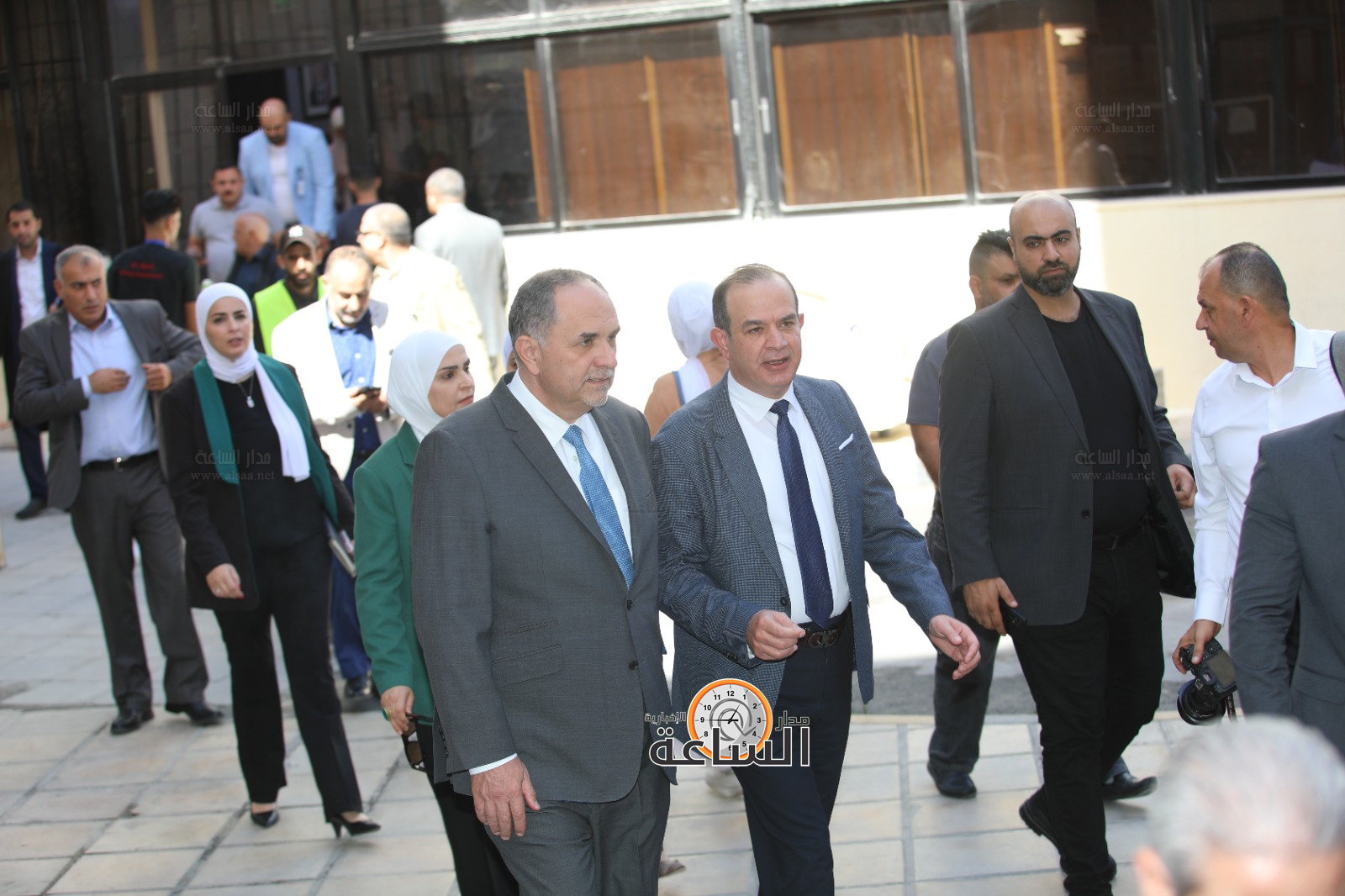 Madar Al-Saa Images 0.5317833690987748