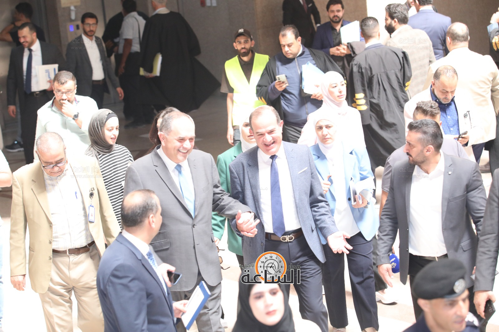 Madar Al-Saa Images 0.32916771781487797