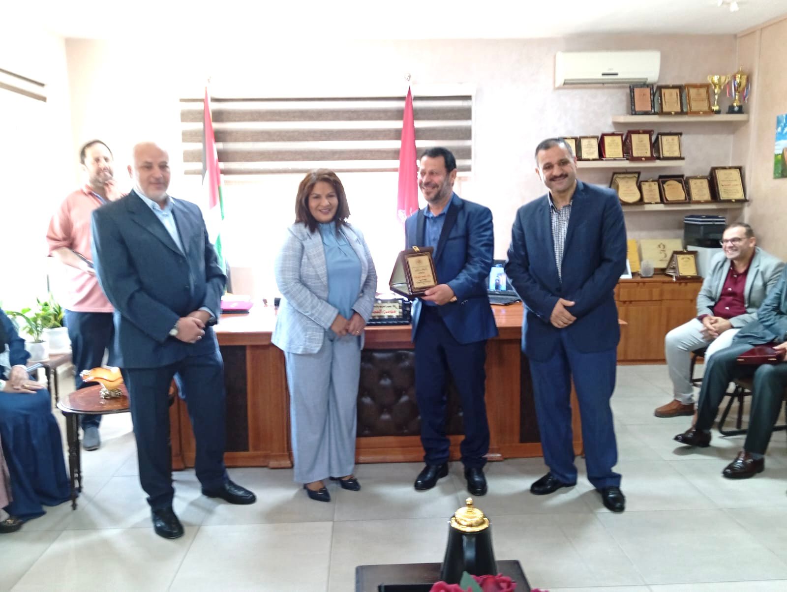 Madar Al-Saa Images 0.800261024239582