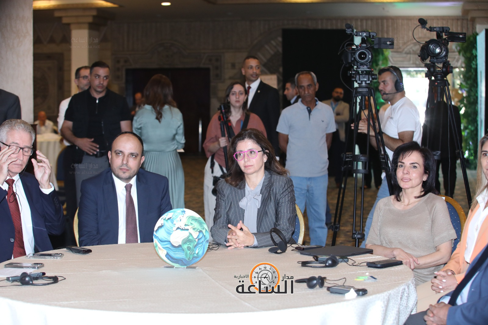 انطلاق أعمال المؤتمر الشبابي المحلي للتغير المناخي.. الشديفات: الشباب اليوم هم الأقدر(صور)