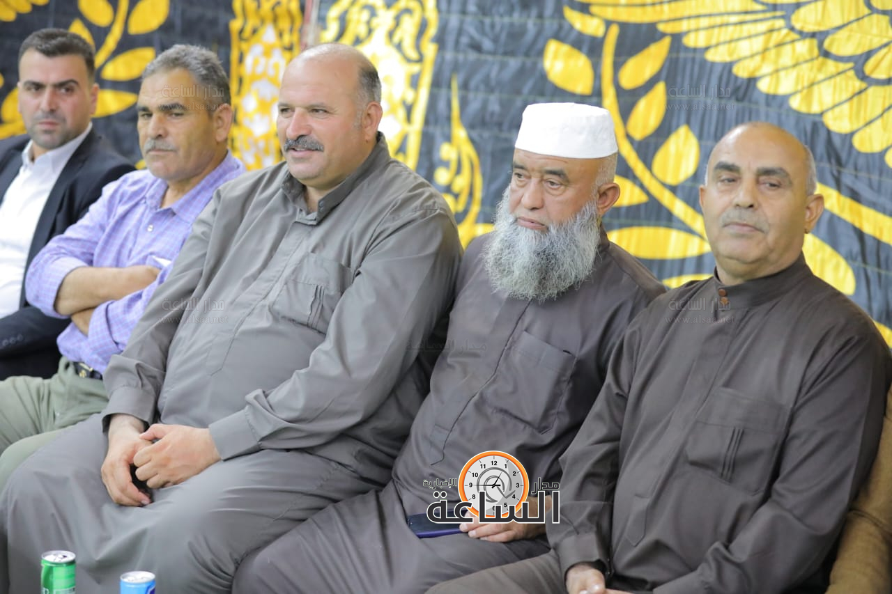 Madar Al-Saa Images 0.2009023344843921