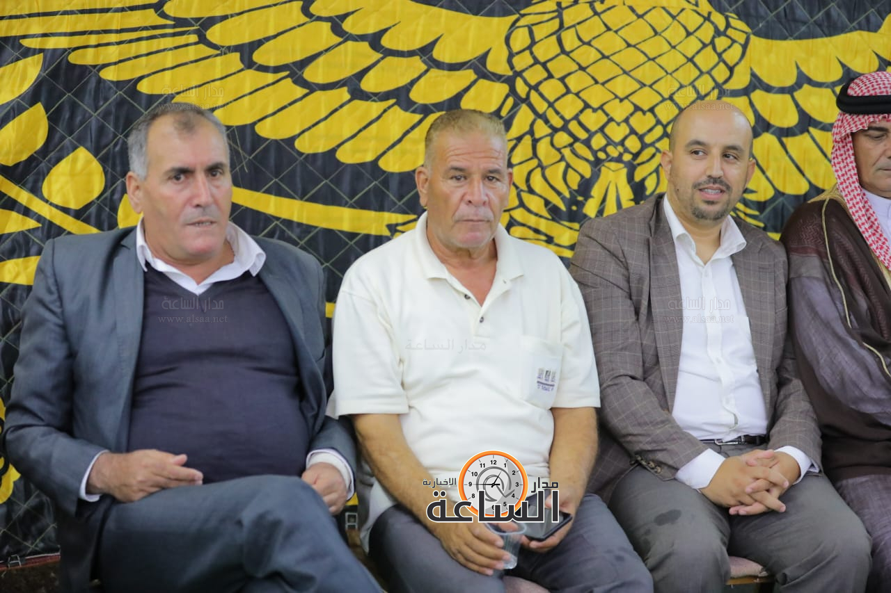 Madar Al-Saa Images 0.16386335651099326