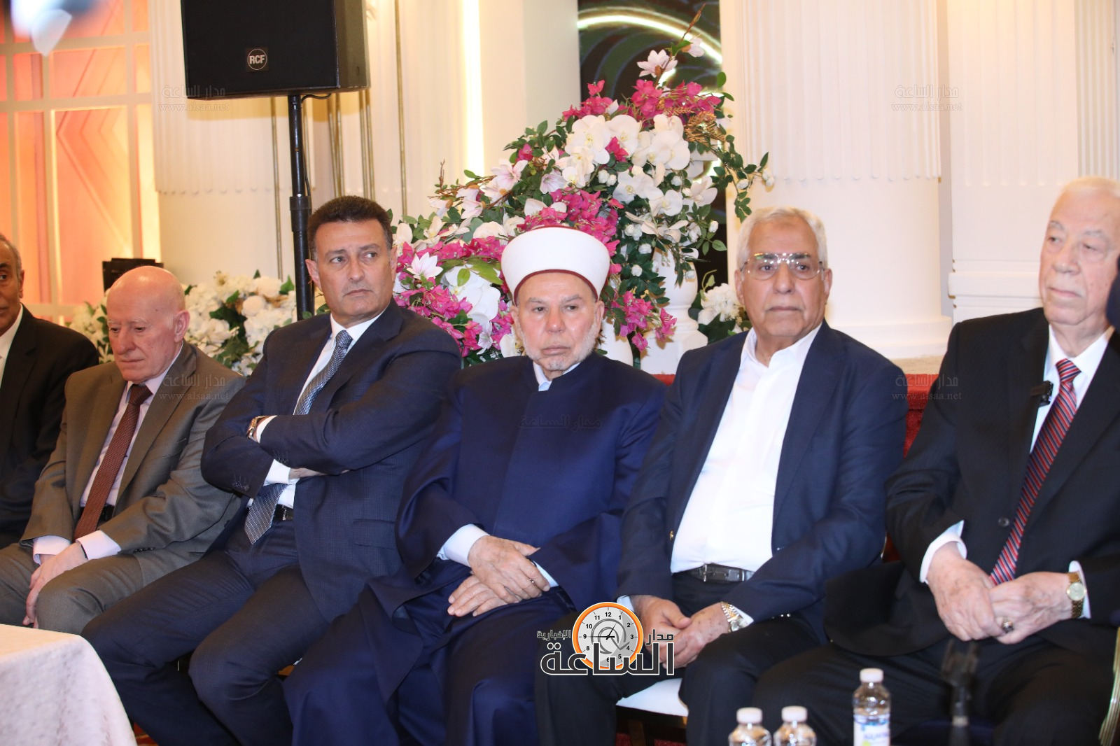 Madar Al-Saa Images 0.3547340546569202