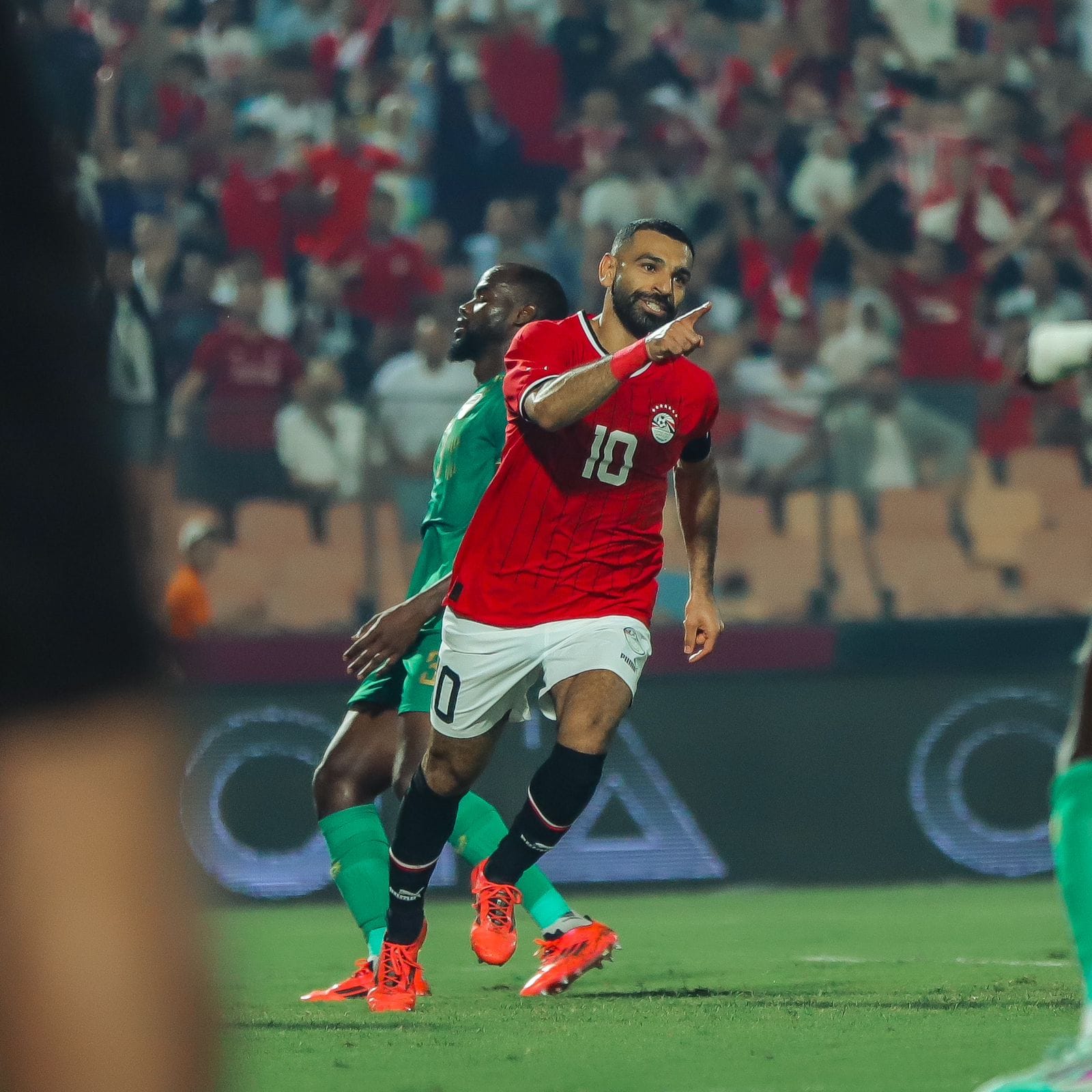 Madar Al-Saa Images 0.36359850249981096