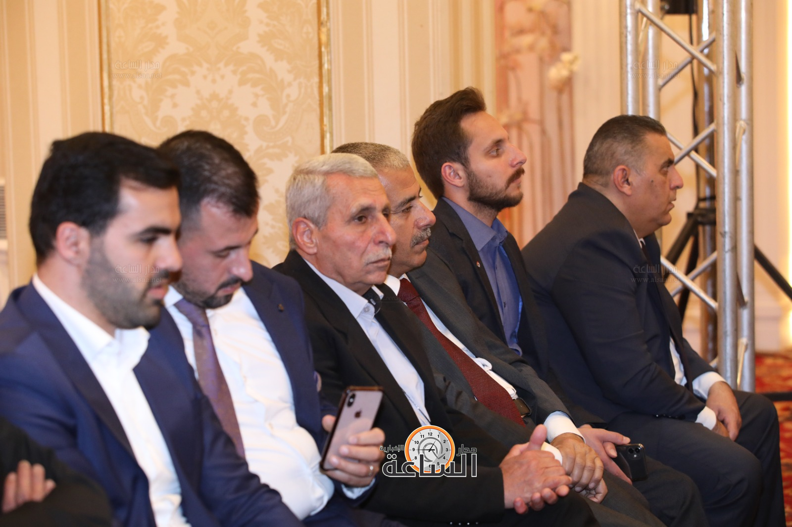 Madar Al-Saa Images 0.6244380858986631