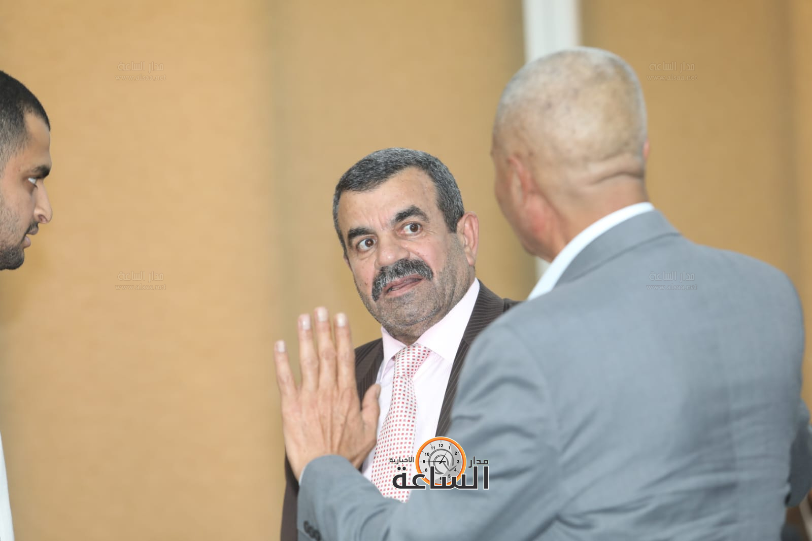 Madar Al-Saa Images 0.35783520040760486