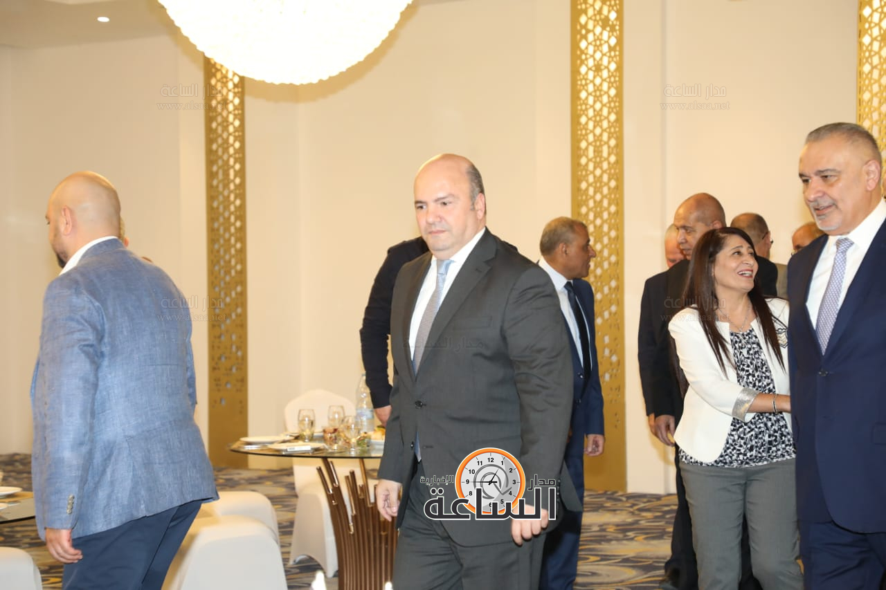 Madar Al-Saa Images 0.9290210969285204