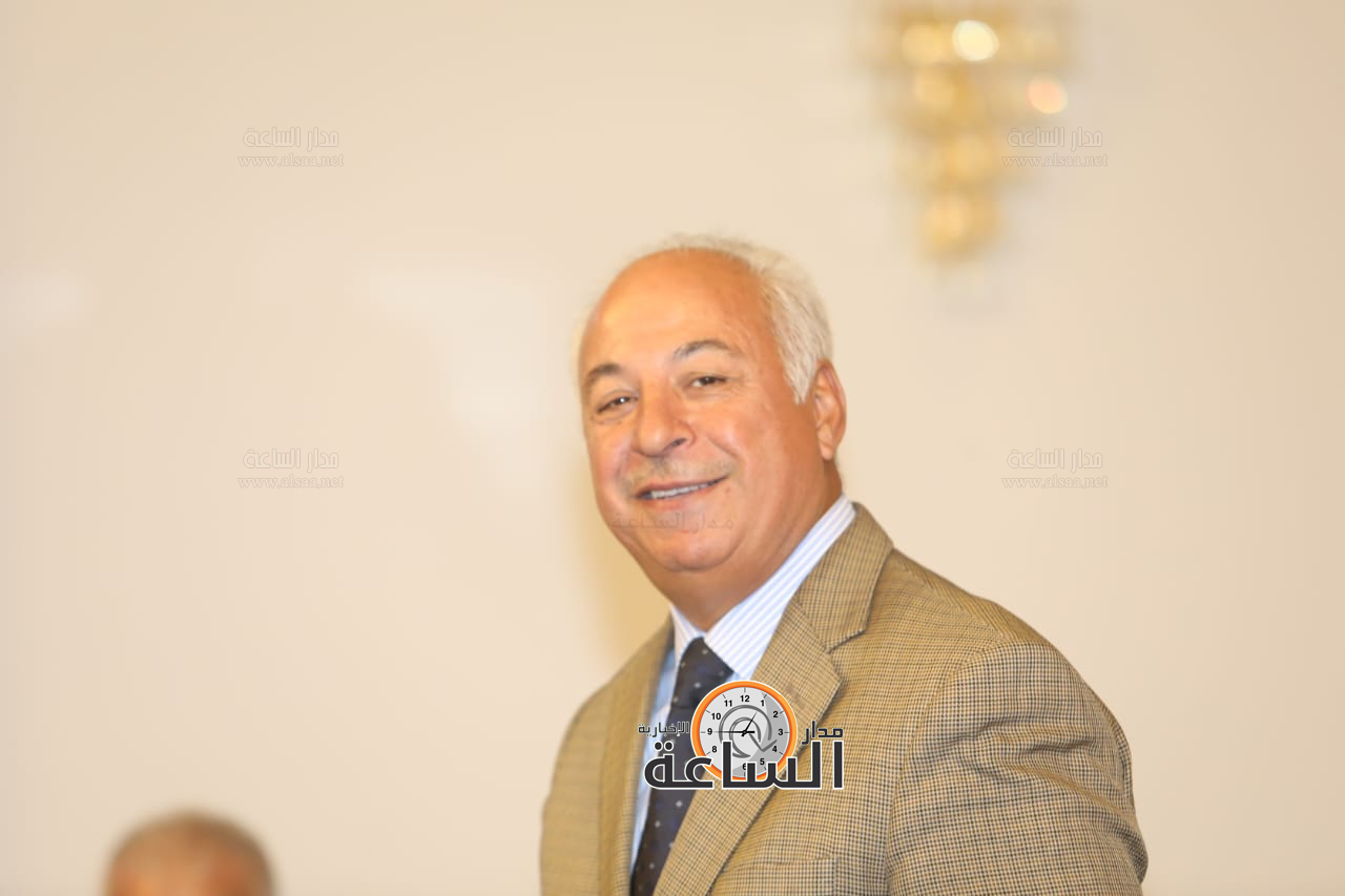 Madar Al-Saa Images 0.503570630056094