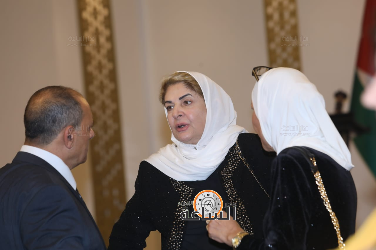 Madar Al-Saa Images 0.9575466133504631